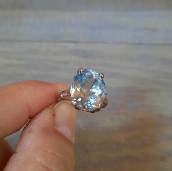 Vintage 18K White Gold Custom Made Aquamarine Ring 7.0 Carats - Picture 14 of 16